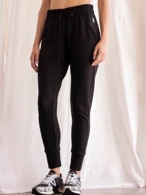 FP Movement Sunny Skinny Sweatpants Black Size S Slim Jogger Athleisure